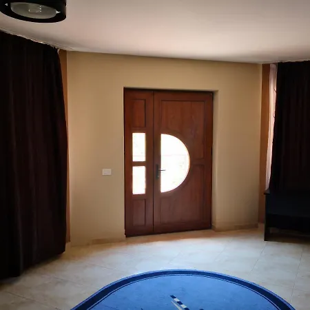 Casa Cu Verdeata Pensjonat