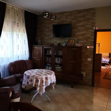 Casa Cu Verdeata